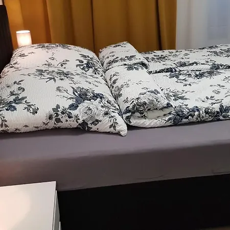 Und Garten Apartman *