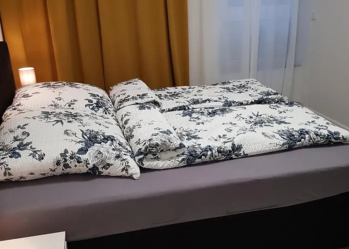 Und Garten 엘프슈타트