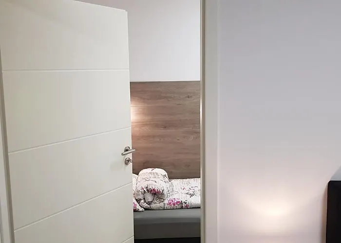 Und Garten 엘프슈타트